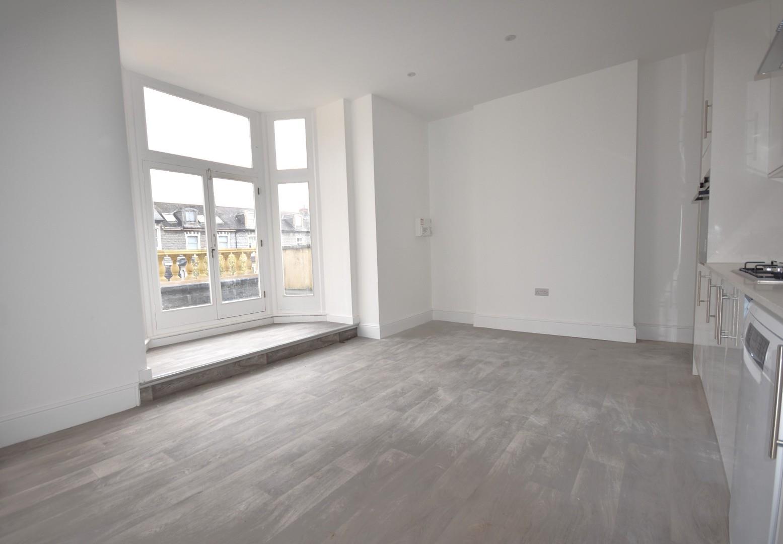 33a Windsor Terrace, Penarth, CF64 1AB